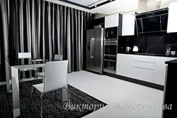 Черные шторы в интерьере кухни