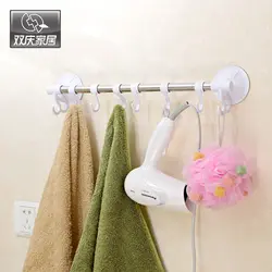 Крючки в ванной для полотенец в интерьере