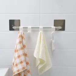 Hooks in the bathroom for towels in the interior