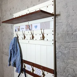 Do-it-yourself wall-mounted clothes hanger for the hallway photo