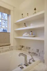 Дызайн паліц у ванным пакоі з пліткі фота