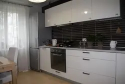 Kitchen Straight 5 Meters Design With Refrigerator