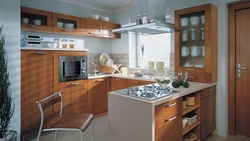 C-Shaped Kitchen Layout Photo