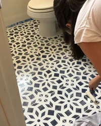 How to paint a bathroom floor photo