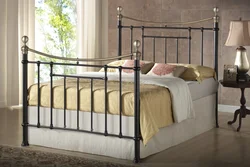 Металлические кровати для спальни фото