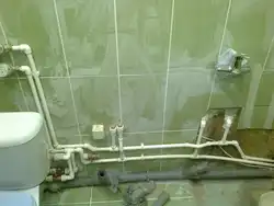 Адкрытыя трубы ў ваннай дызайн