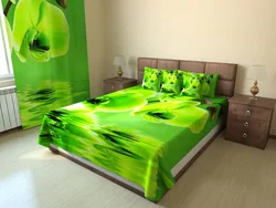 Зеленое покрывало в интерьере спальни