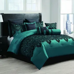 Green Bedspread In The Bedroom Interior