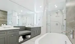 Photo of glossy ceiling in the bathroom