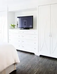 Дизайн спальни шкафы комоды