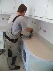 Installing an apron in the kitchen photo