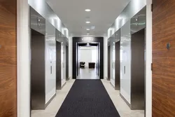 Ofis koridorining ichki qismi