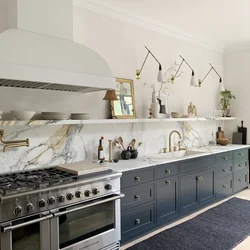 Single-level kitchen photo