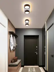 Дизайн подсветки натяжного потолка в прихожей