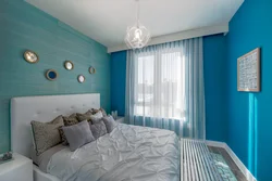 Голубой цвет в интерьере спальни фото