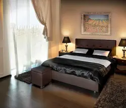 Двуспальная кровать в интерьере спальни фото