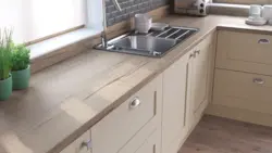 Countertop дуби сабук дар дохили ошхона