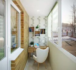 Do-it-yourself balcony design in an apartment