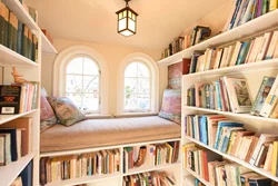 Спальня фото с книгами