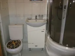 Small family bathroom design