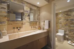 Дизайн ванной комнаты плитка с камнем