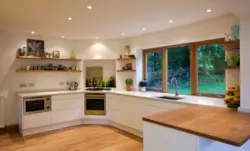 Kitchen design with hob in the corner