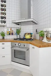 Kitchen design with hob in the corner