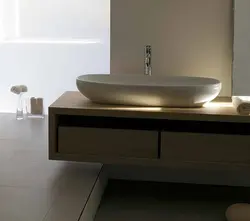 Үстел үсті раковинасы бар ваннаға арналған шкаф
