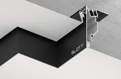 Asma tavanlar üçün kölgə profili qonaq otağının interyerində fotoşəkil