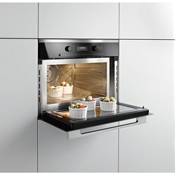 Built-in kitchen appliances in the kitchen photo