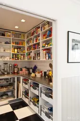 Кладовка на кухне в доме фото