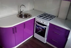 Photo of kitchen sets for a small kitchen with a corner gas stove