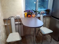 Kitchen table 6 sq m photo