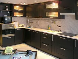 Фото встроенные кухни цвета