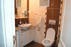 Фота сумешчанай ванны з туалетам да і пасля