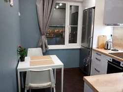 Photo of the kitchen after renovation in the apartment