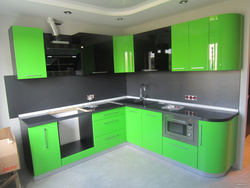 Corner kitchen design green