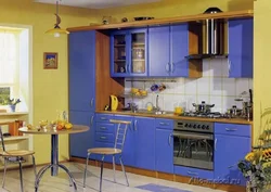 Фота кухні жоўтая з сінім