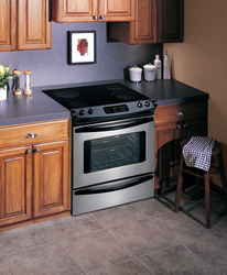 Kitchen design with freestanding stove