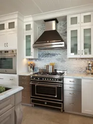 Kitchen design with freestanding stove