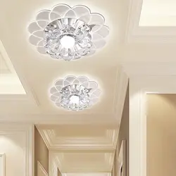What kind of chandeliers in the hallway photo