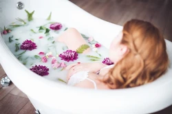 Фото в ванной с цветами