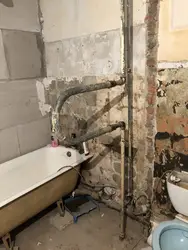 Hide bathroom pipes in Khrushchev photo