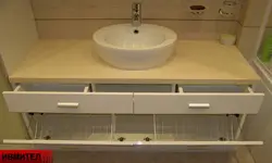 Ванна бөлмесінің фотосуреті бар раковина