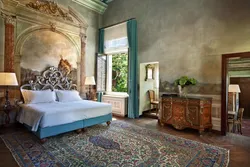 Venetian bedroom design