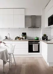 White kitchen style photo