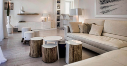 Мебель из дерева в интерьере гостиной фото
