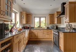 How to arrange a kitchen in a house photo