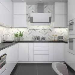 Дизайн фартука кухни в современном стиле в светлых тонах