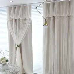 Bedroom window design with tulle